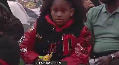 开云官方-【人物】新网红！狮吼功发威 德罗赞女儿助父亲赢球