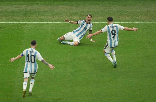 藏牌大师斯卡洛尼赢一半，梅西在最伟大决赛后登基